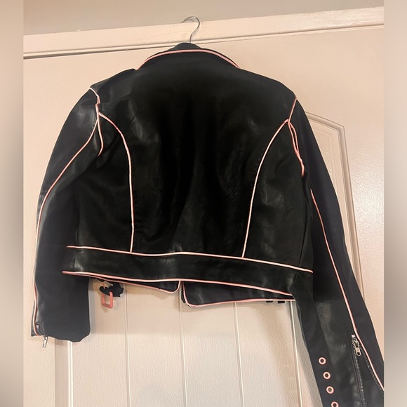 Dolls Kill / Sugar Thrills Black Leather puffy heart jacket- Medium - Picture 4 of 5